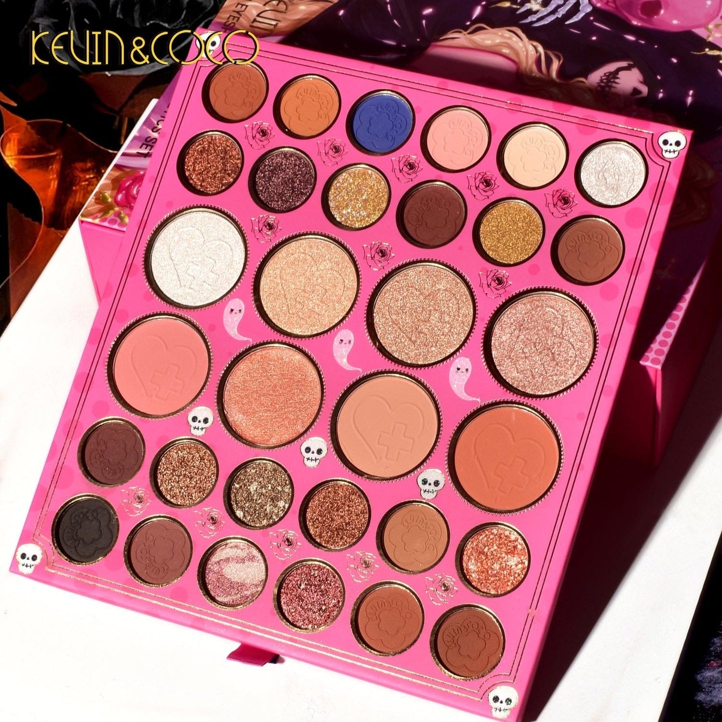 Kevin & Coco - 74 Color Demon Tears Eyeshadow Kit