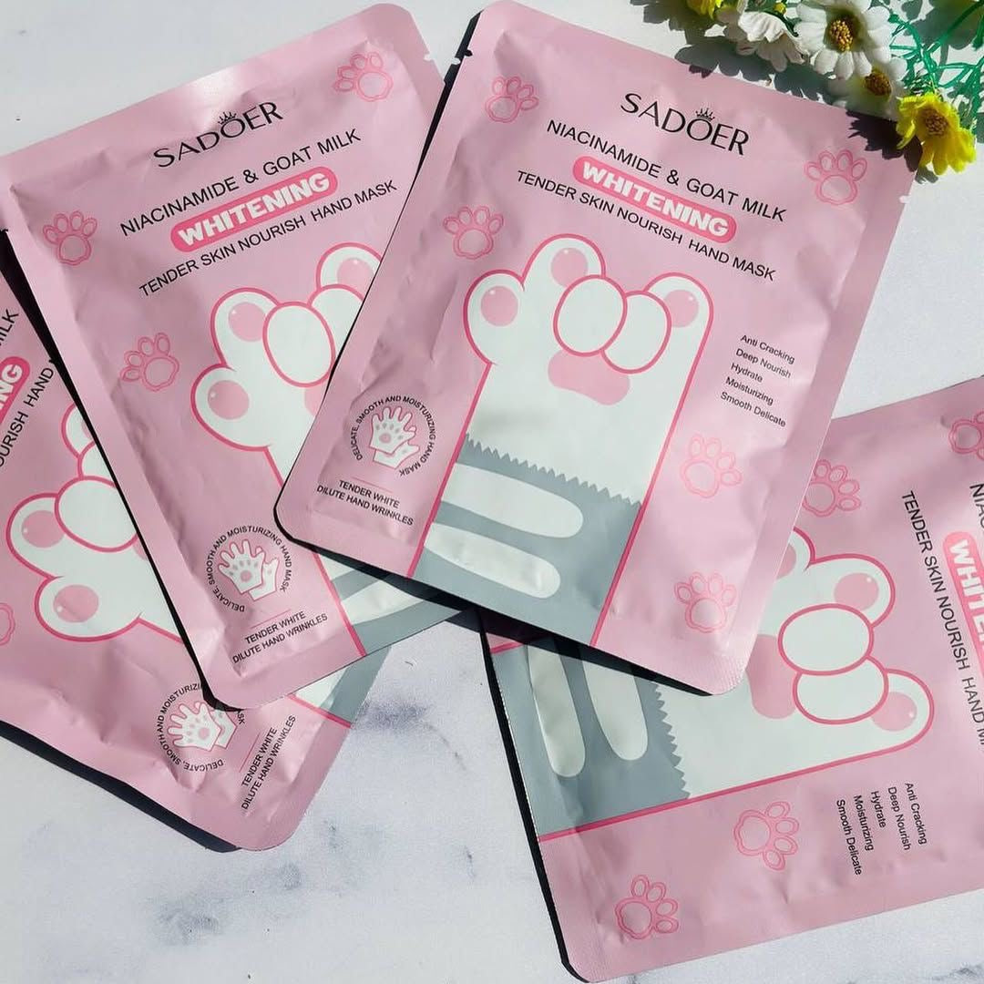 1 Pair Goat Milk Moisturizing & Brightening Hand Sheet Mask