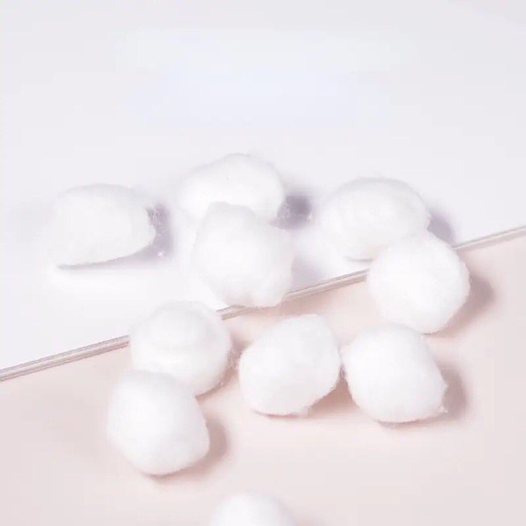 100pcs Cotton Balls New Nail Art Tool Nail Polish Remover Cotton Ball