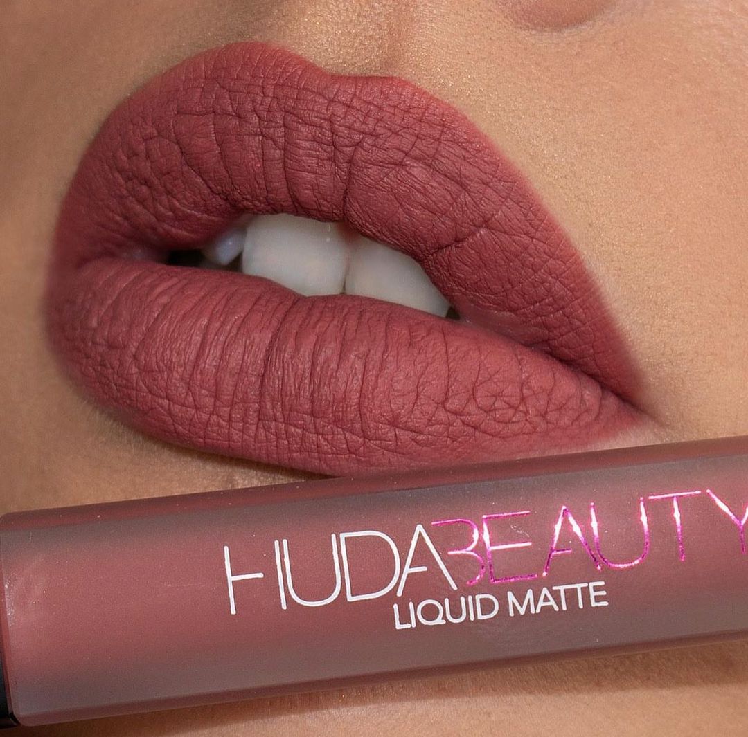 Huda Beauty - 12 Color Liquid Matte Lipsticks Set