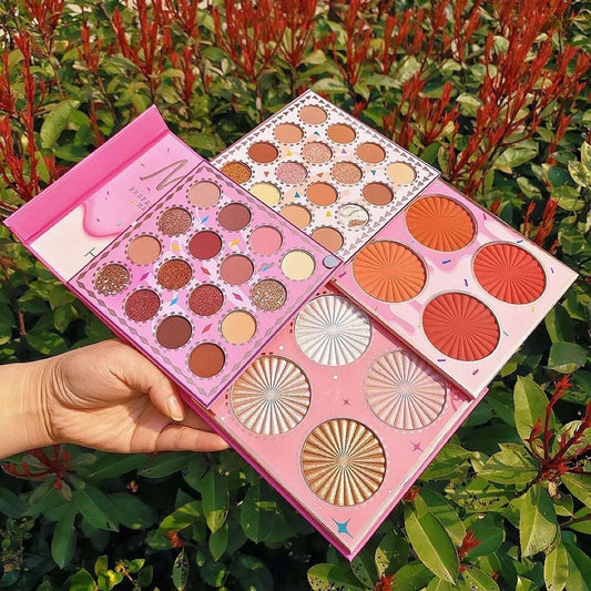 Hudamoji - Delicious Candy Makeup Palette