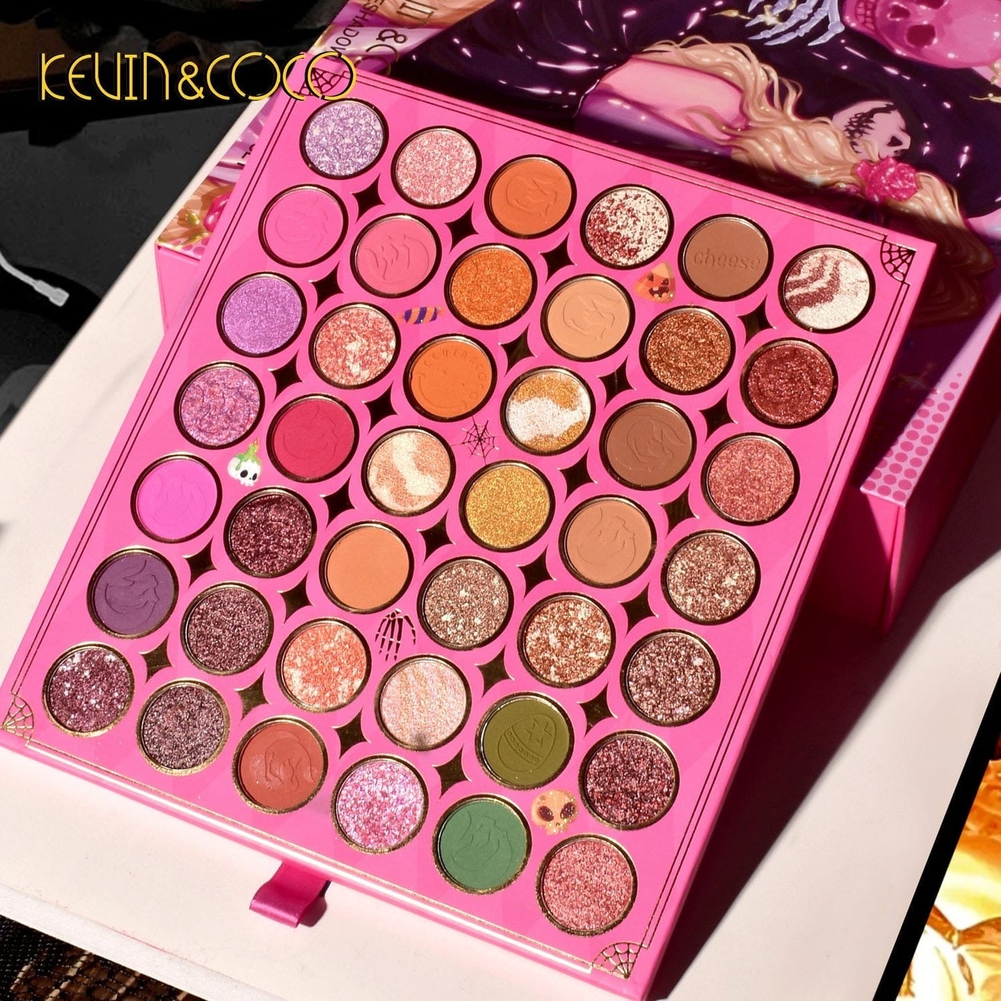 Kevin & Coco - 74 Color Demon Tears Eyeshadow Kit