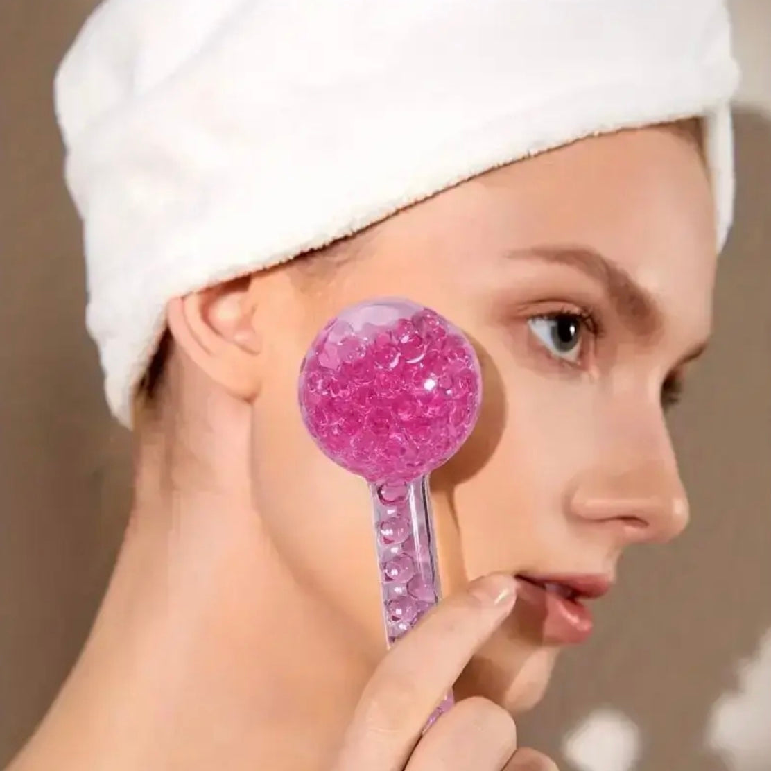 2pcs Beauty Crystal Ball Ice Globes Facial Massager