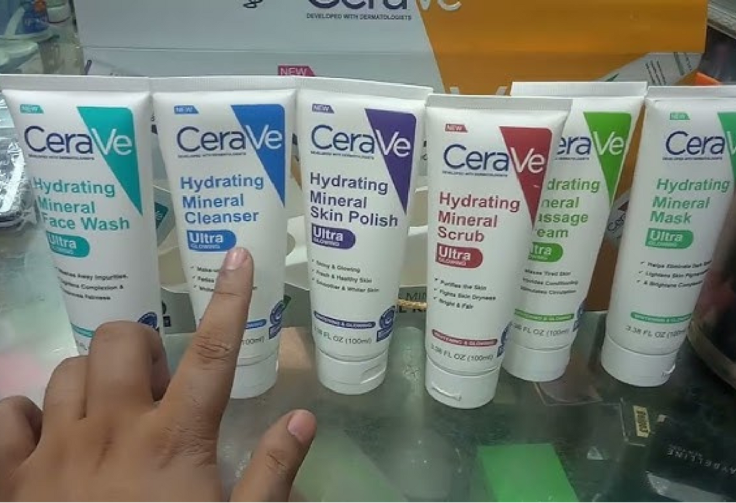 CeraVe Hydrating Mineral Facial Kit